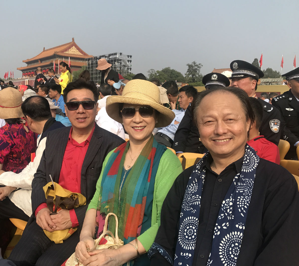 右一吴元新.jpg
